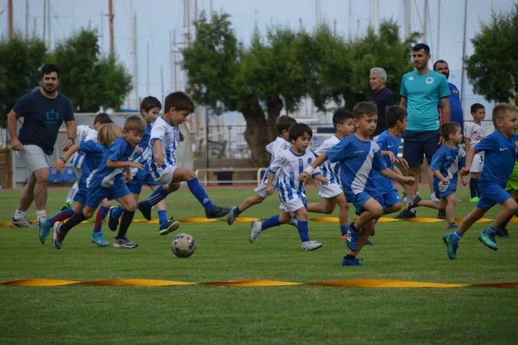 Έκλεισε με παιχνίδι, γκολ και χαμόγελα τη χρονιά η ακαδημία του ΑΟΑΝ!