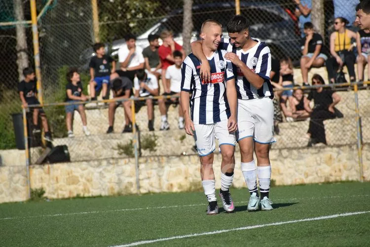 Στιγμές από τον μεγάλο τελικό του Youth League ανάμεσα στο Αθλόπολις και την Αναγέννηση Ιεράπετρας (pics)
