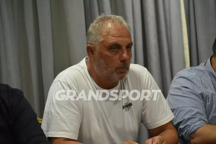 «Έσταξε μέλι» για τον Β. Παπαγγελή ο Ν. Τζώρτζογλου