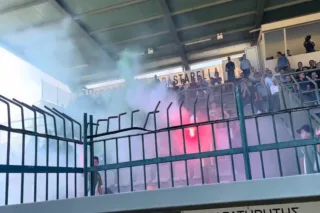 Γιούχτας – Αιολικός: Η είσοδος των δυο ομάδων και η καυτή ατμόσφαιρα στις Αρχάνες (vid)