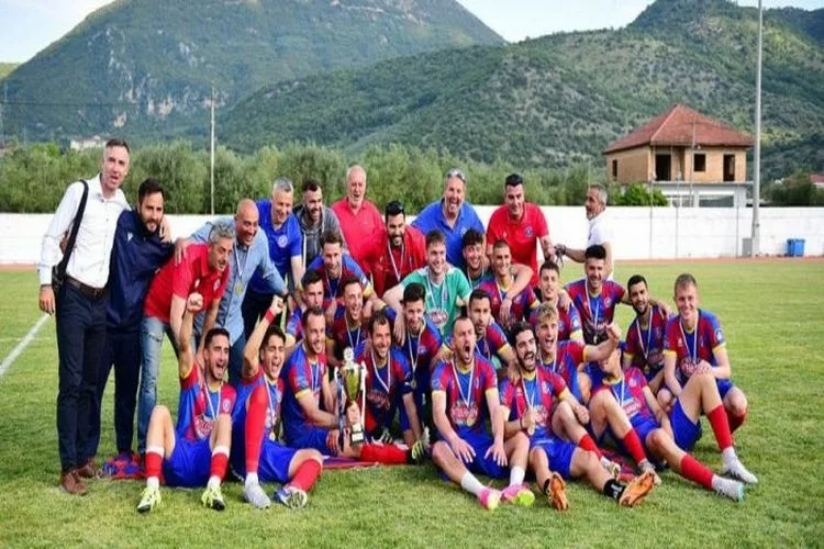 Πανηγυρίζει η Λευκάδα για τον Τηλυκράτη
