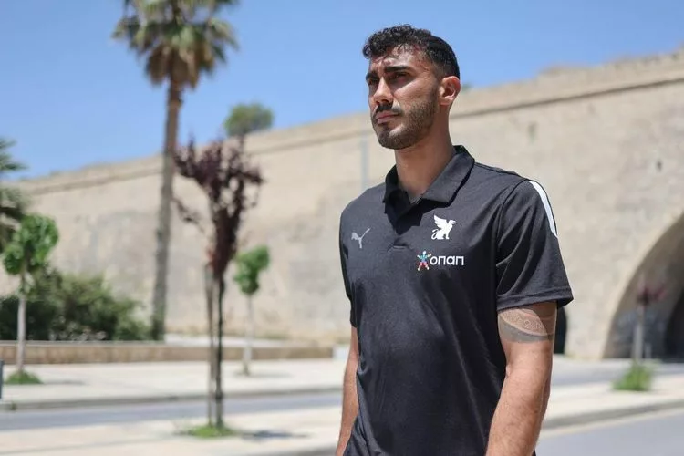 Α. Καρώ: «Εύκολη απόφαση για μένα ο ΟΦΗ – Έπαιξε μεγάλο ρόλο ο Γιαννούλης (vid)