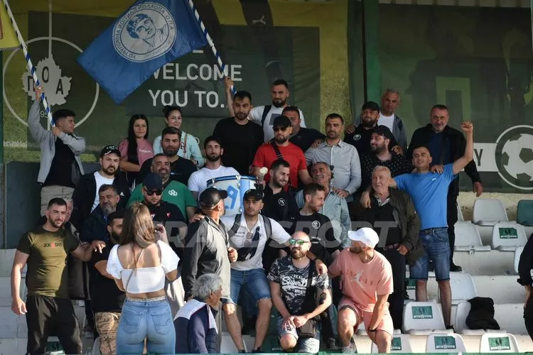 Εικόνες ποδοσφαιρικού πολιτισμού: Φωτογραφήθηκαν μαζί οι φίλοι του ΠΟΑ και του Απ. Ποντίων (pics)