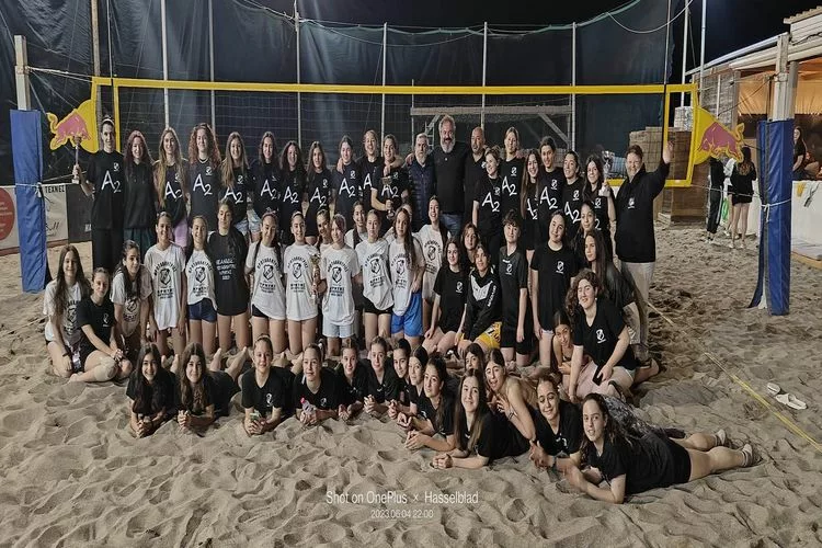 Με Beach Party γλέντησαν μια ονειρεμένη χρονιά τα κορίτσια του ΟΦΗ στο βόλεϊ