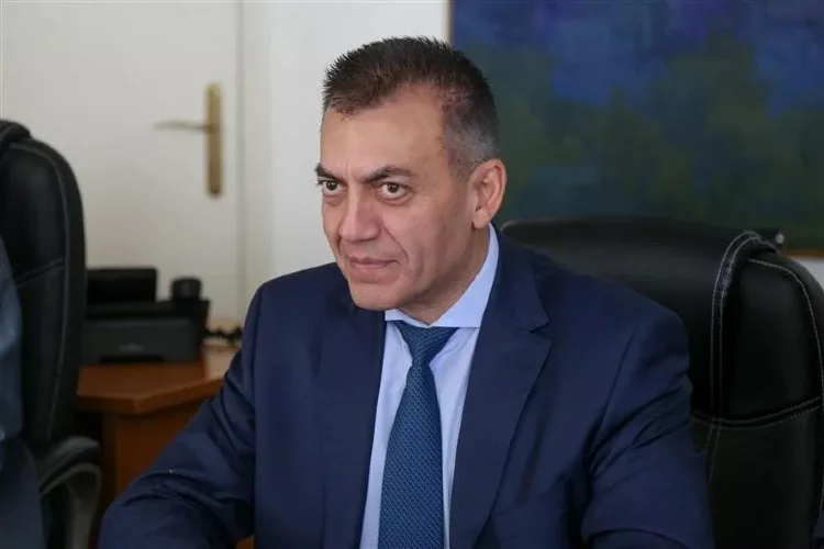 Βρούτσης: «Δεν θα ξαναγίνουν επεισόδια μέσα στα γήπεδα, οι λέσχες θα εκλέγουν ΔΣ και θα συνομιλούν μαζί μου»