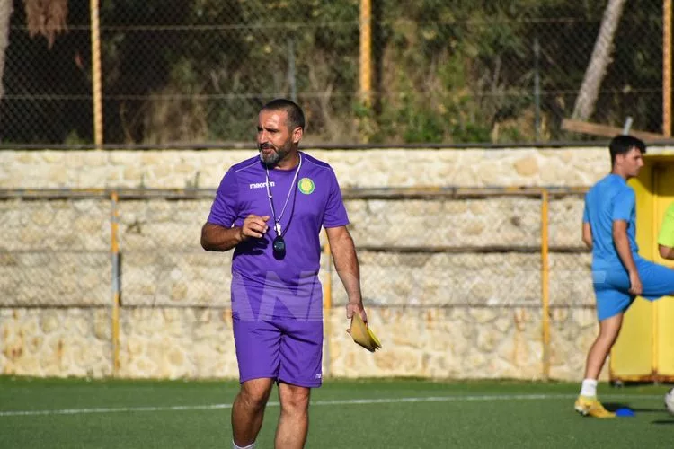 Κ. Φιλοξενίδης: «Θα παρουσιάσουμε ένα σύνολο πολύ ποδοσφαιρικό»