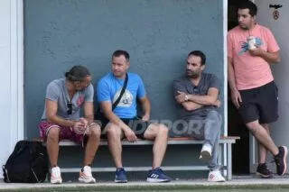 Παρακολουθούν το Αλμυρός – ΑΟΤ Τ. Τριανταφύλλου και Μ. Ζερβίδης
