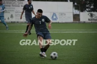 Στο κάδρο των Snakes FC και ο Γιώργος Σημαιάκης