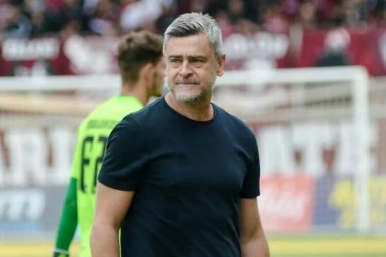 Ο Παύλος Δερμιτζάκης ανέλαβε τον Πανιώνιο