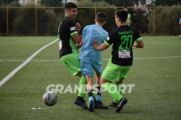 Ενίσχυση για την Κ19 του Γιούχτα – Ευχαριστεί τα παιδιά που αποχώρησαν