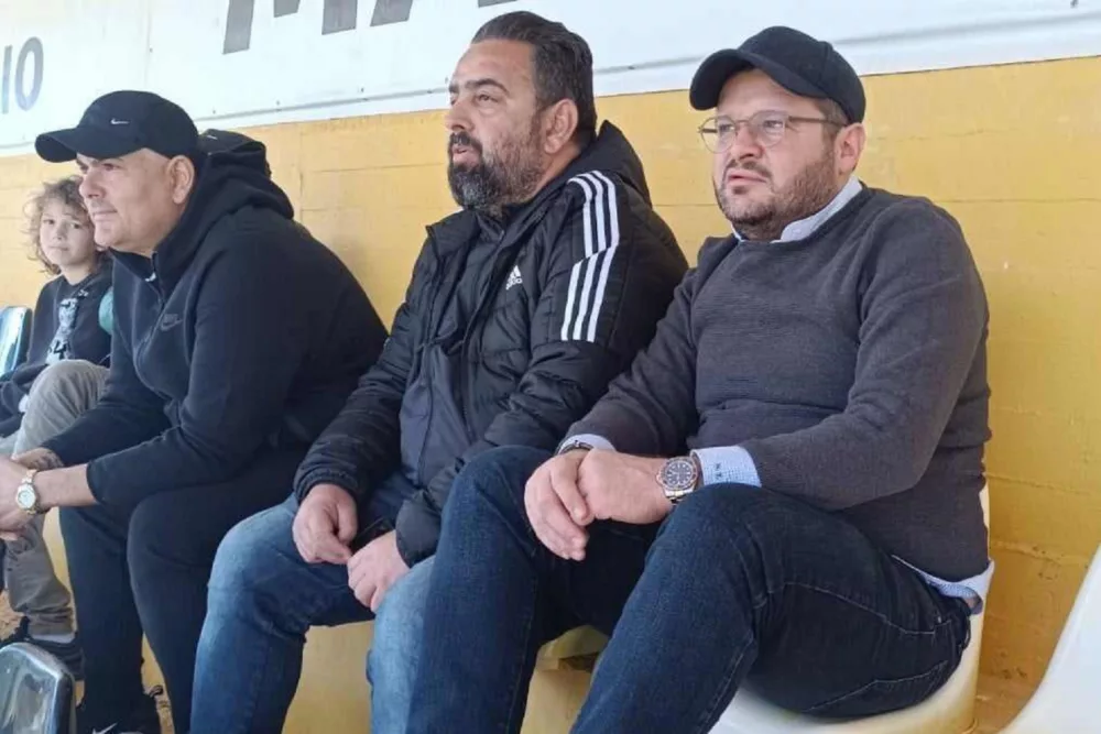 Δίπλα στην ακαδημία του Ερ. ΟΦΗ ο Ν. Τσαμπουράκης