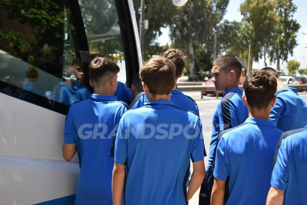Αναχωρεί για το γήπεδο Ιλίου η Μικτή Κ14 της ΕΠΣΗ (pics)