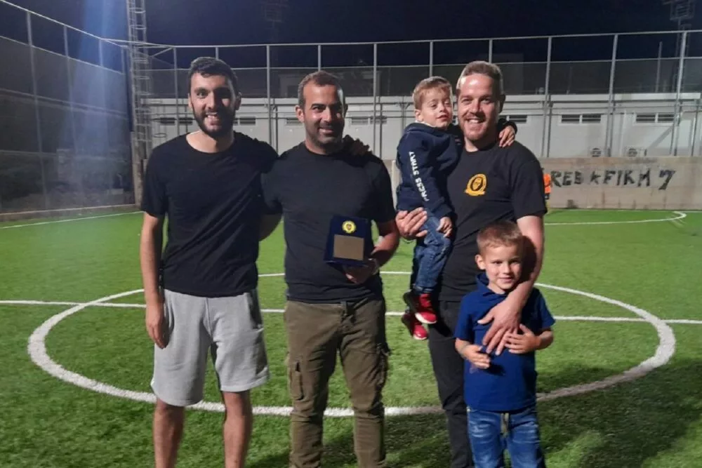 «Κρέμασε» τα παπούτσια του ο Μ. Πεχυνάκης