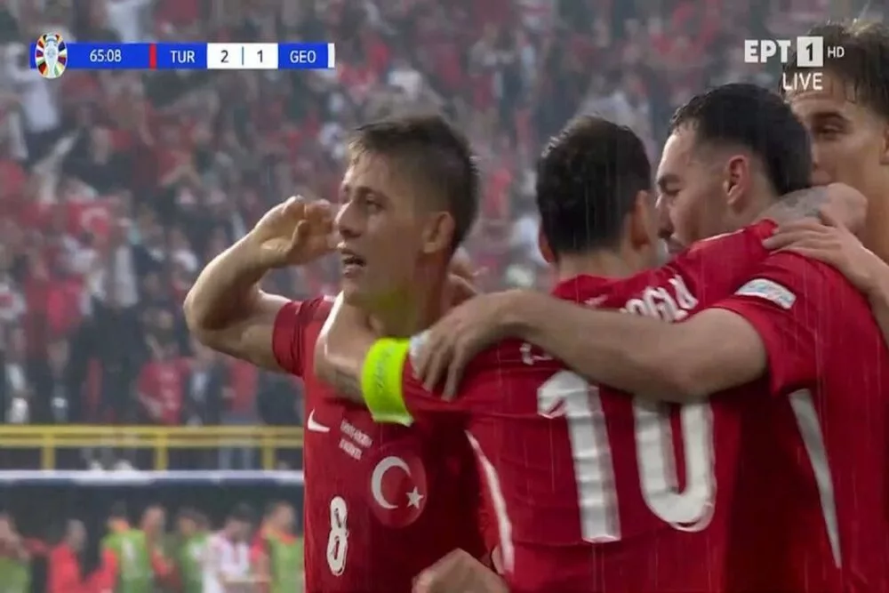 Μυθικό γκολ του Γκιλέρ για το 2-1 της Τουρκίας! (vid)