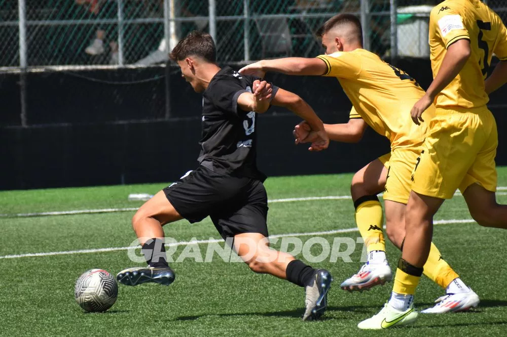 Στιγμές απο το Κ19 ΟΦΗ-Άρης (pics)