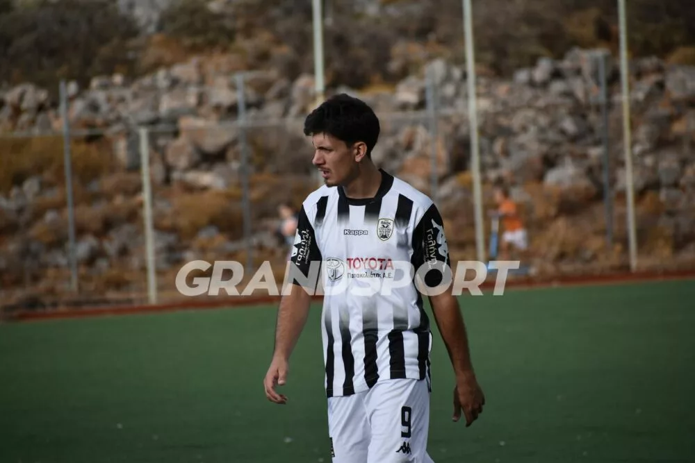 Έξι σερί ματς με 2+ γκολ ο Άκης Κουράκης!