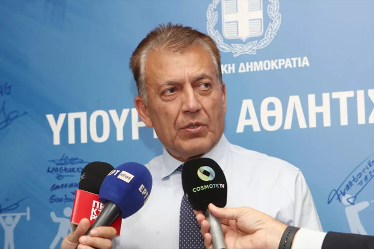 Εκπρόσωποι της FIFA και UEFA επισκέφτηκαν τον Γιάννη Βρούτση