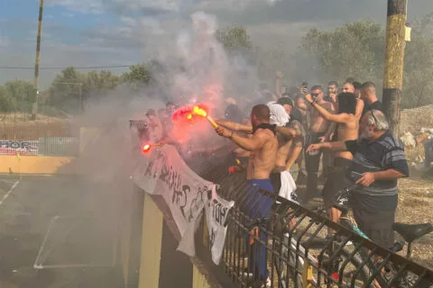 Με κόσμο στο πλευρό του και στην Πόμπια