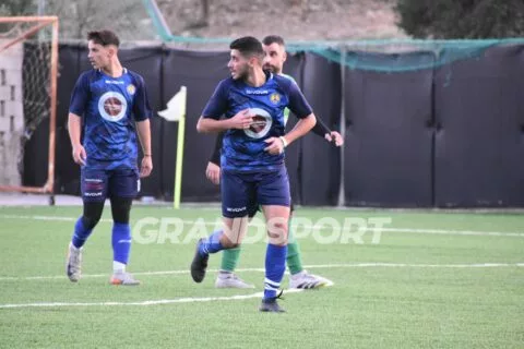 Δύσκολες ώρες για τον Γιώργο Κακουλάκη-Στο πλευρό του η ομάδα των Κουνάβων