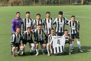 Αφιέρωση στον τραυματία Μαθιουδάκη από τους ποδοσφαιριστές της Γαρίπας