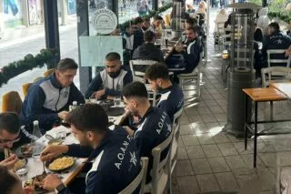 Τραπέζι στον ΑΟΑΝ πριν το παιχνίδι κόντρα στον Άρη Πετρούπολης