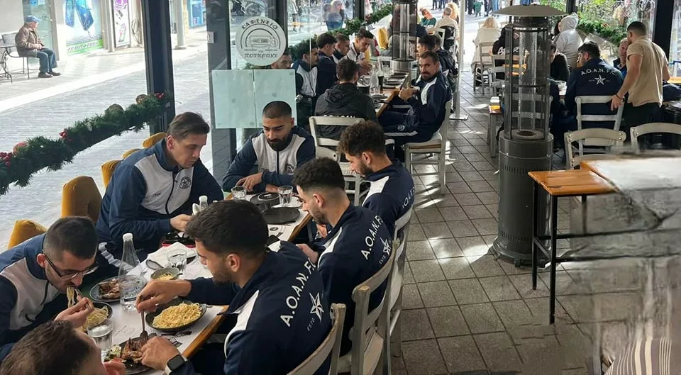 Τραπέζι στον ΑΟΑΝ πριν το παιχνίδι κόντρα στον Άρη Πετρούπολης
