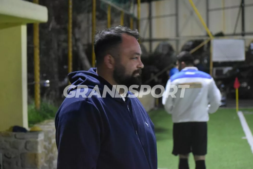 Παραμένει στις Δαφνές ο Μιχάλης Τζανάκης
