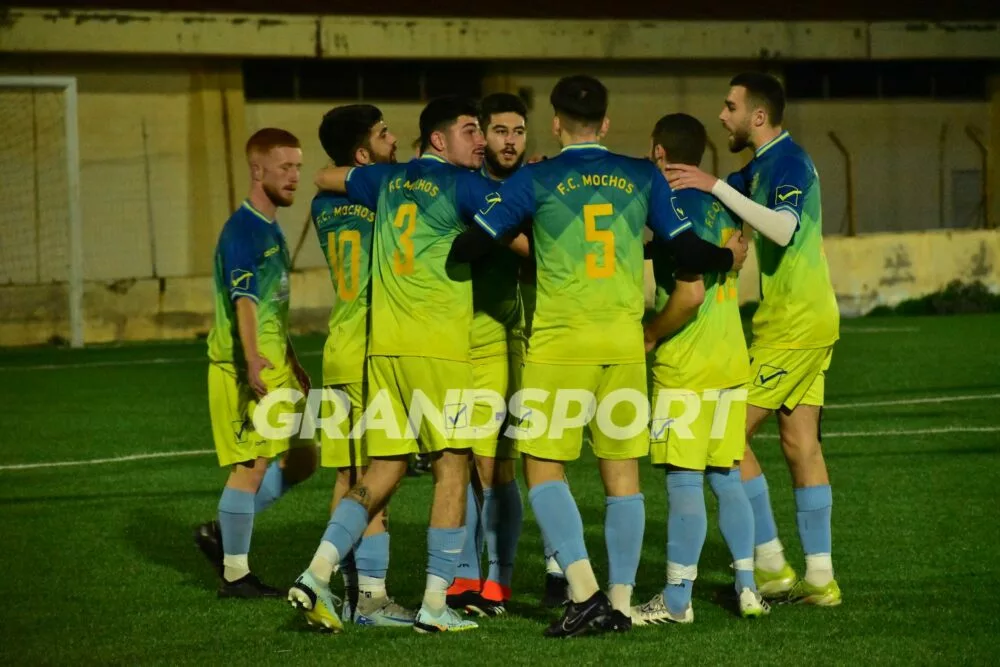 Ανανέωσε με τον Ρ. Τσιμηνικάκη ο Μοχός