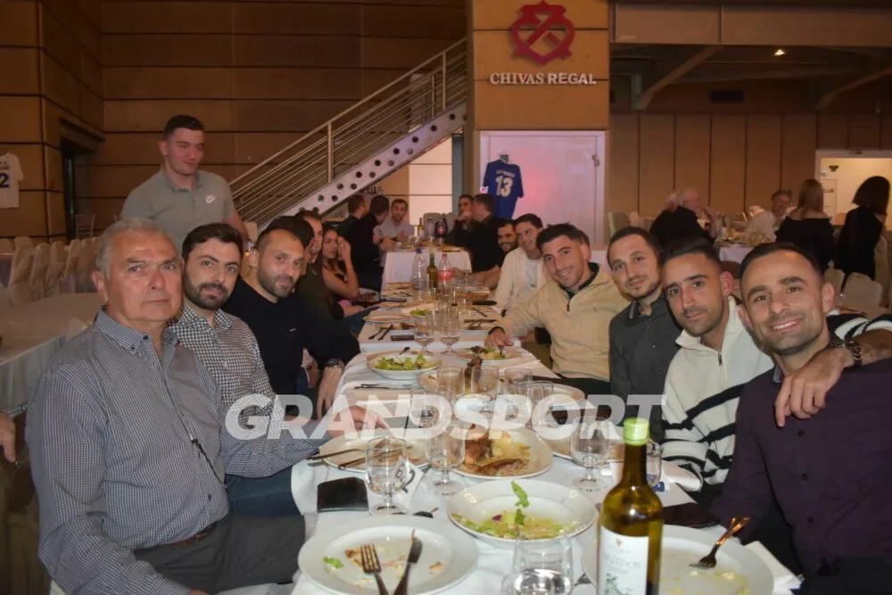 Οι διαιτητές του Ηρακλείου στην κοπή πίτας