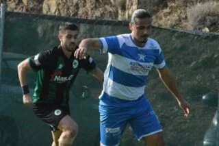 Συμπλήρωσαν κάρτες Πακιουφάκης και Περδίκης