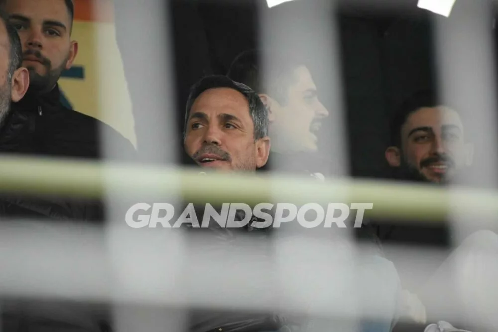 Άκρως ποδοσφαιρική κερκίδα στις Αρχάνες (pics)
