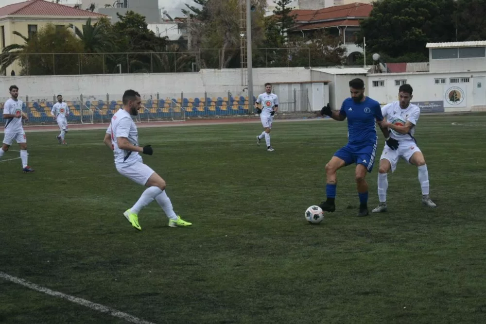 Άντεξε με 9 παίκτες ο Ρεθυμνιακός και πήρε σημαντική νίκη
