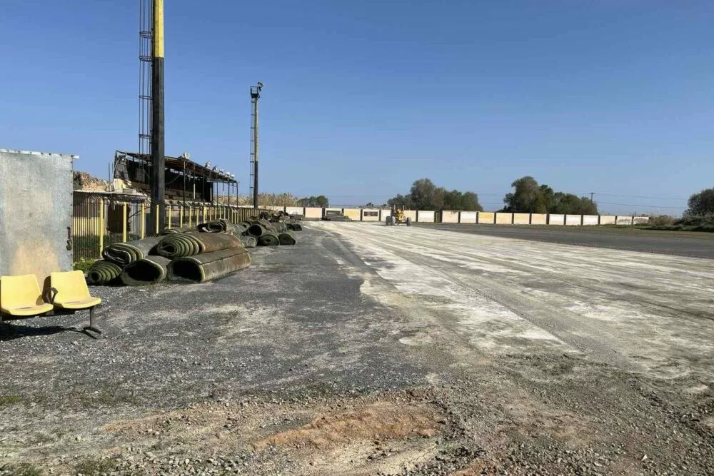 Ξεκίνησαν οι εργασίες ανάπλασης του γηπέδου της ΑΕ Κατσαμπά