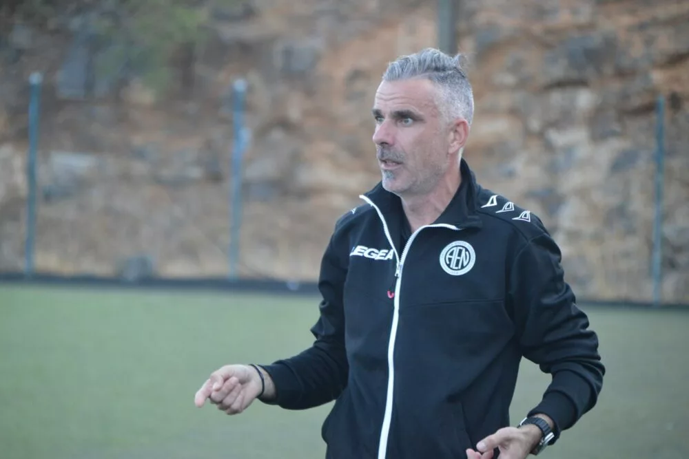 Ν. Στάθης: «Στόχος της Νεάπολης η άνοδος, θα είναι δύσκολα τα μπαράζ»