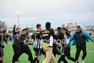 Οι ξέφρενοι πανηγυρισμοί των παικτών της Χαραυγής (vid)