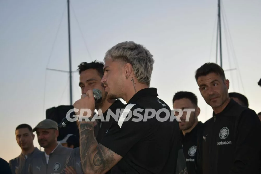 Η ομάδα και ο κόσμος: Σαλσέδο και Νούς ευχαρίστησαν τους οπαδούς για την υποστήριξη