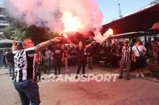 Σε… κερκίδα μετατράπηκε το Μαρούσι από τους φίλους του ΟΦΗ! (vid)