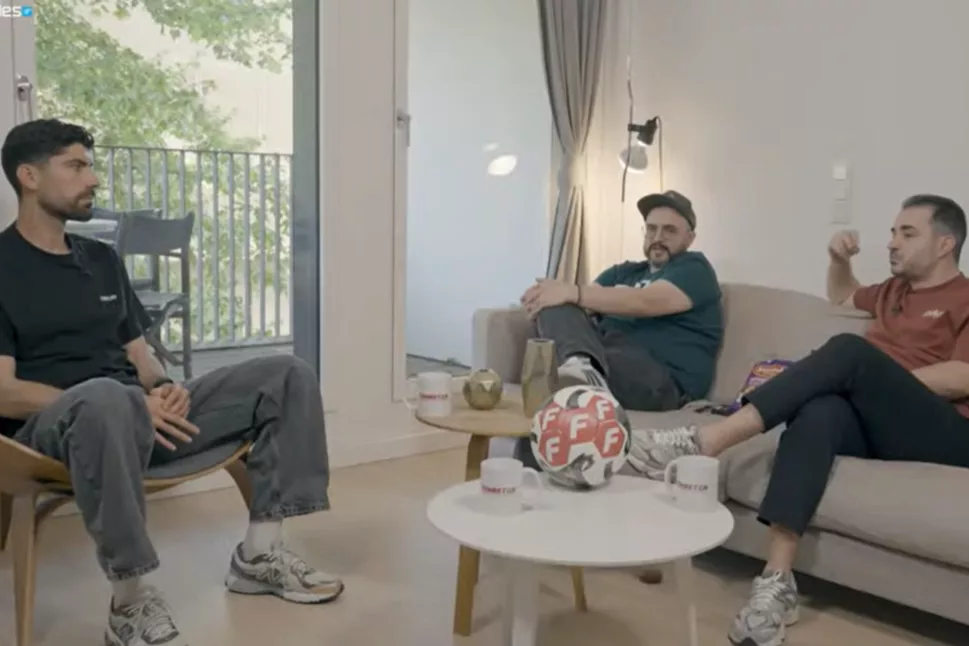 Αν. Μπουχαλάκης: « Ο πατέρας μου με ώθησε να παίξω στον Εργοτέλη-Την τελευταία σεζόν στον Ολυμπιακό δεν ήθελα να παίζω» (vid)
