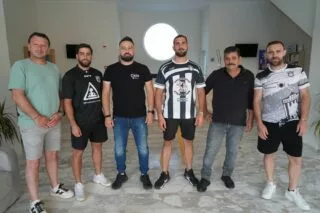 Δυναμικό μεταγραφικό ντεμαράζ στο Βραχάσι με πέντε κινήσεις