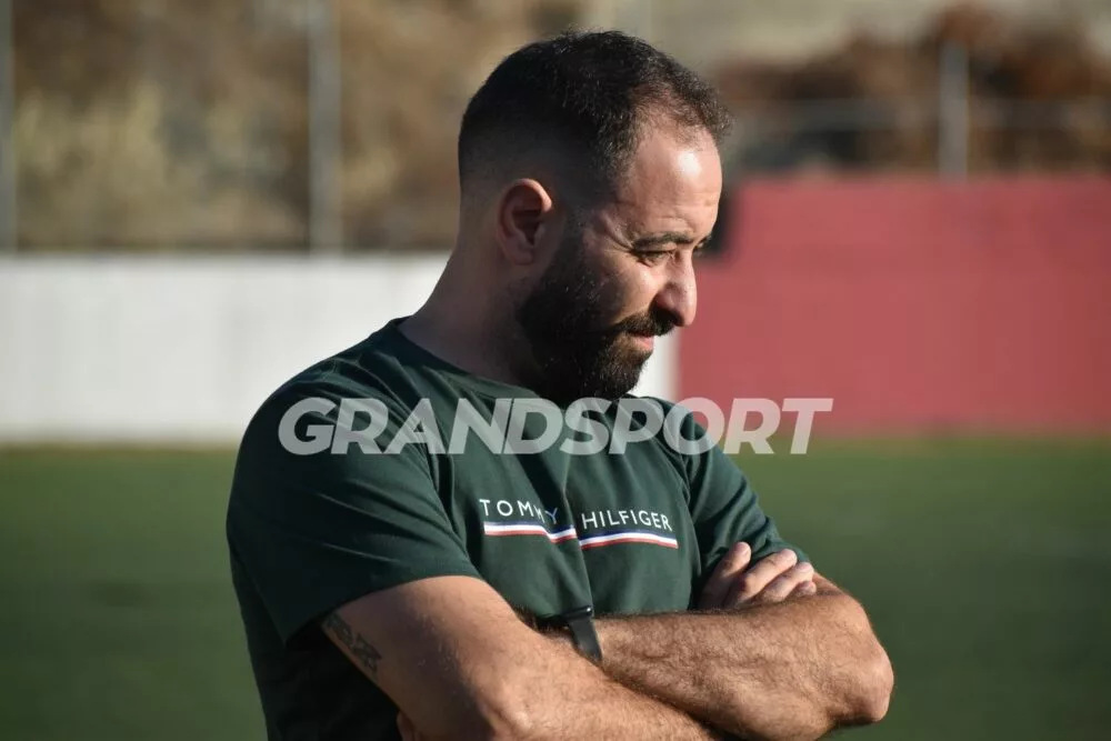 «Κάποιοι σήμερα γέλαγαν αλλά είστε πολύ λίγοι μπροστά στην ιστορία της κάθε ομάδας» (vid)