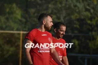 Γειτονικό φιλικό για Φαιστο και Κόρακα
