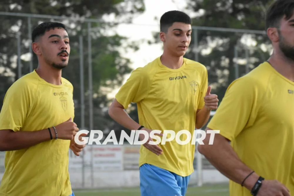 Άνετη επικράτηση για το Ασήμι