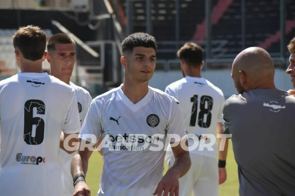 Αποθέωση για την Κ19 του ΟΦΗ στο «Γεντί Κουλέ»