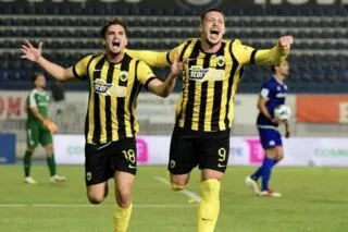 Μετά από 22 χρόνια έκανε ανατροπή από 2-0 εκτός έδρας η ΑΕΚ