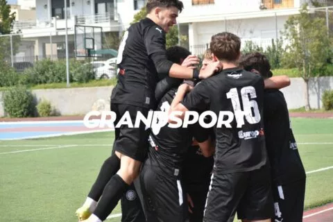 Με buzzer beater Σωμαράκη διπλό στον Βόλο για την Κ19 του ΟΦΗ!