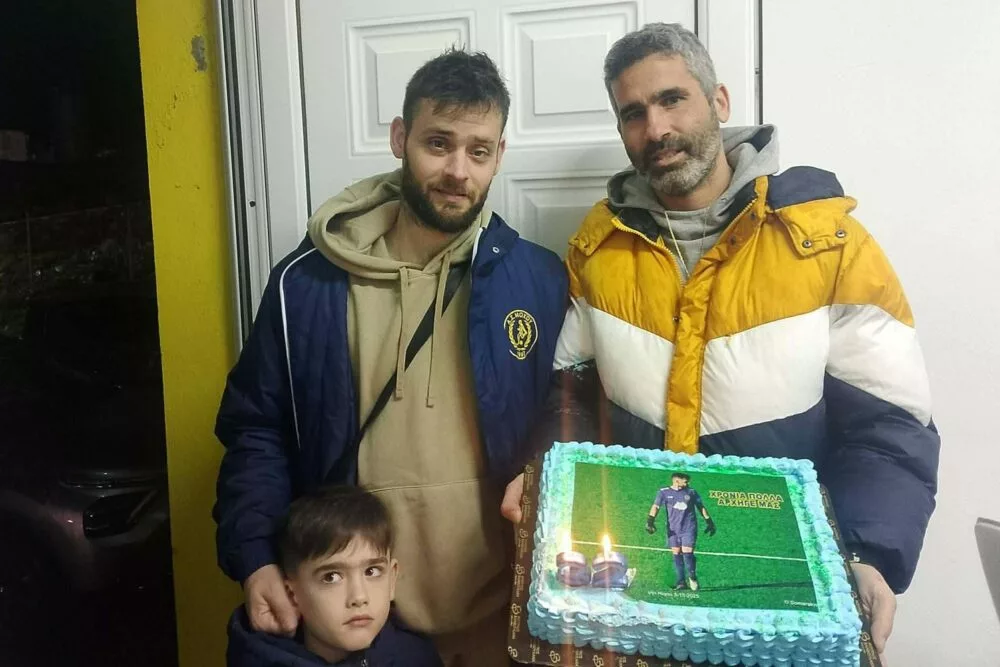 Έκπληξη στον Ζαφείρη για τα γενέθλιά του στον Μοχό