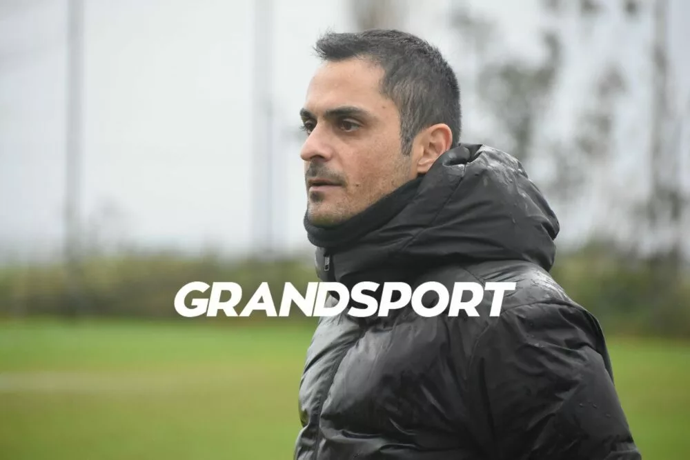 Κάτοχος UEFA B ο Β. Πλουσής