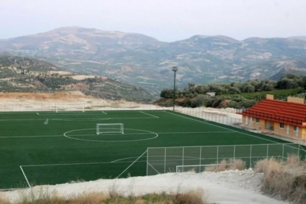 Κοιτάζει τις Δαφνές για προπονήσεις ο Ρούβας