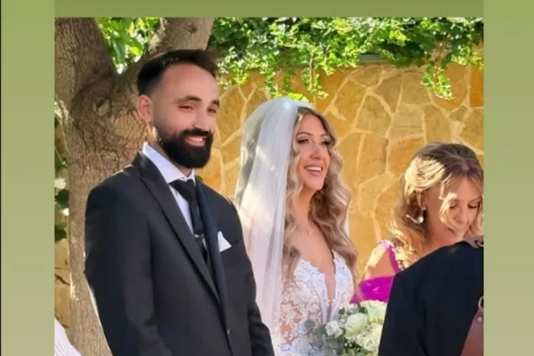 Ντύθηκε γαμπρός ο Γιάννης Ρεμούνδος!