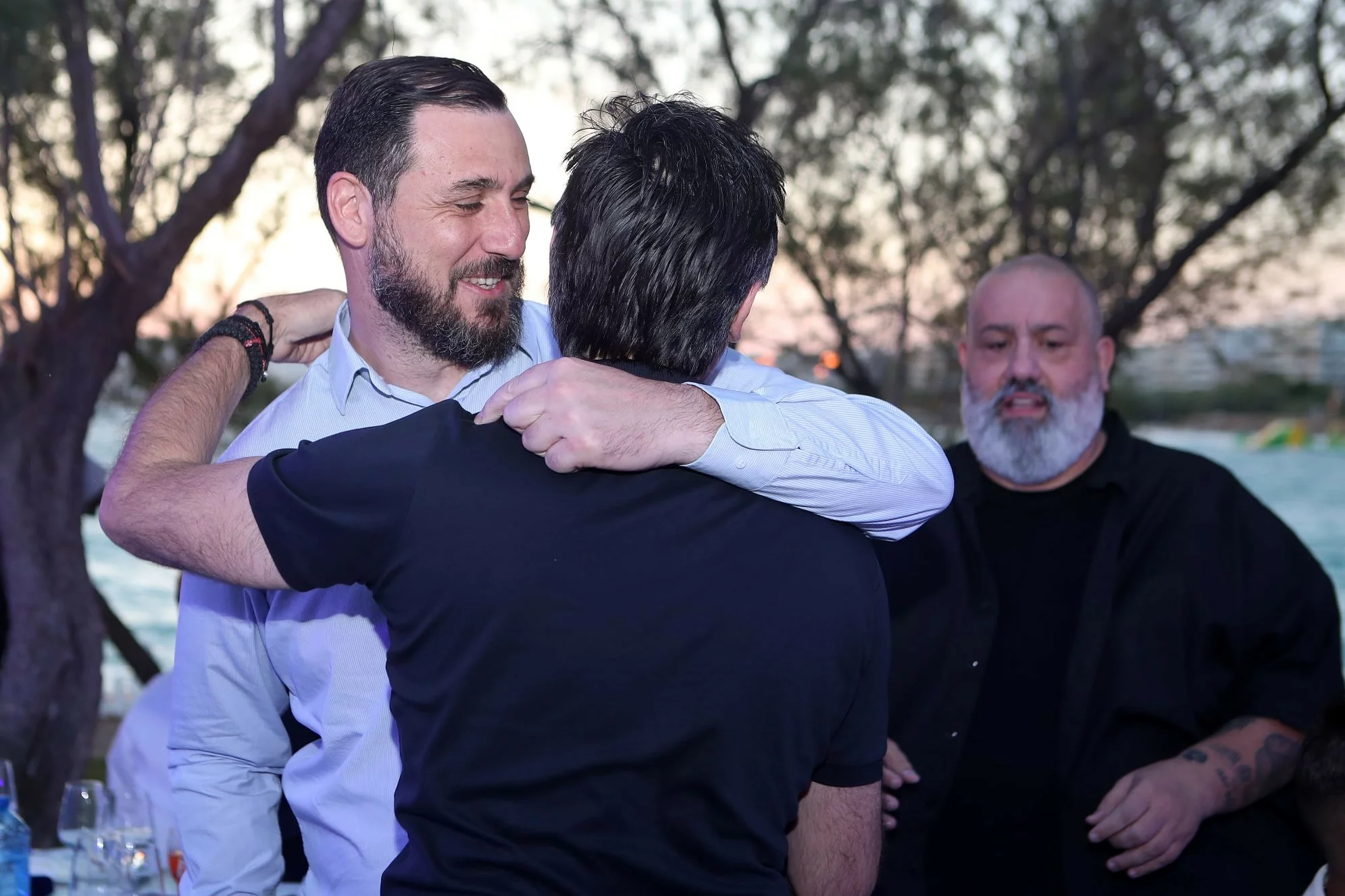 Η θερμή αγκαλία Πουρσανίδη-Λυσάνδρου
